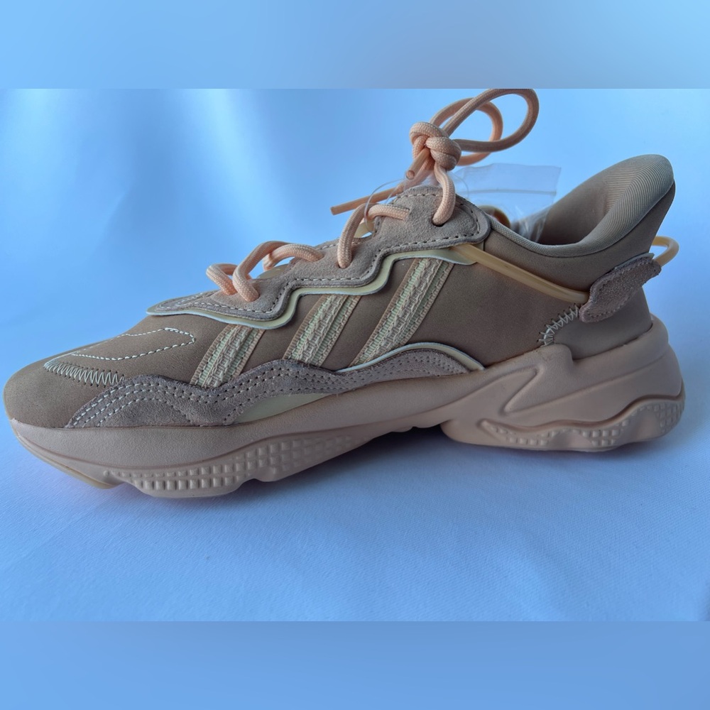 Adidas Originals Men’s Osweego Sneaker Color: Glow Orange Size:Men’s 5/Women’s 6 - Picture 11 of 16